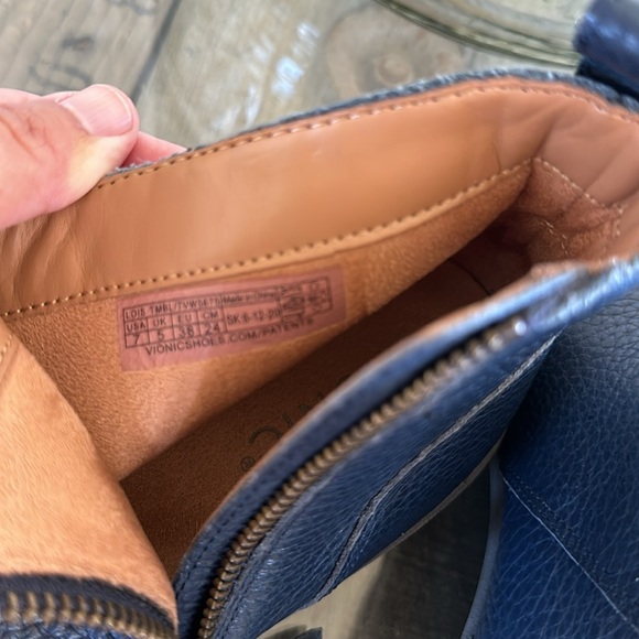 🔴Vionic, navy boots - Picture 6 of 8